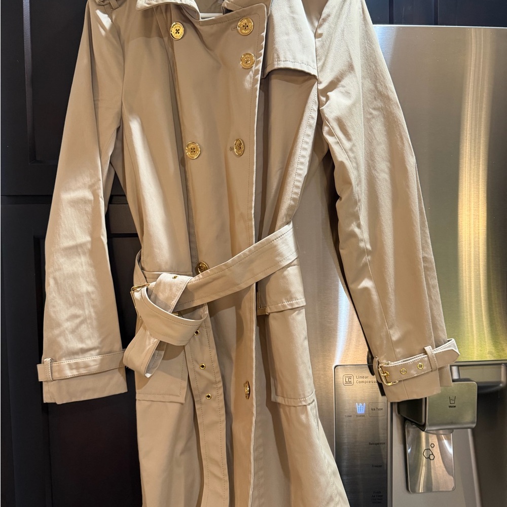 MICHAEL Michael Kors Beige Trench Coat with Gold Accents - Picture 3 of 8